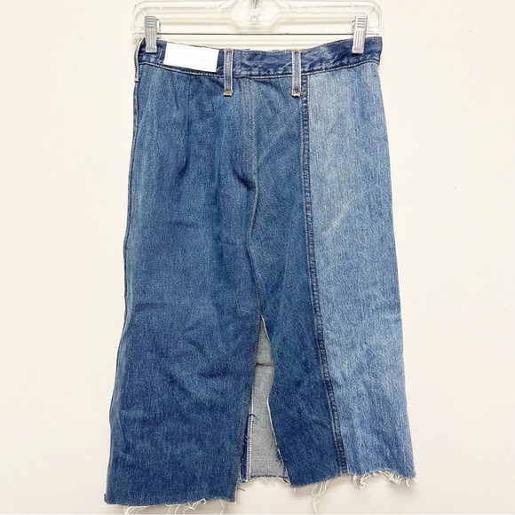 NWOT Levi’s Re/Done Reconstructed Blue Denim Pencil Fray Skirt Sz 26 - Picture 2 of 5